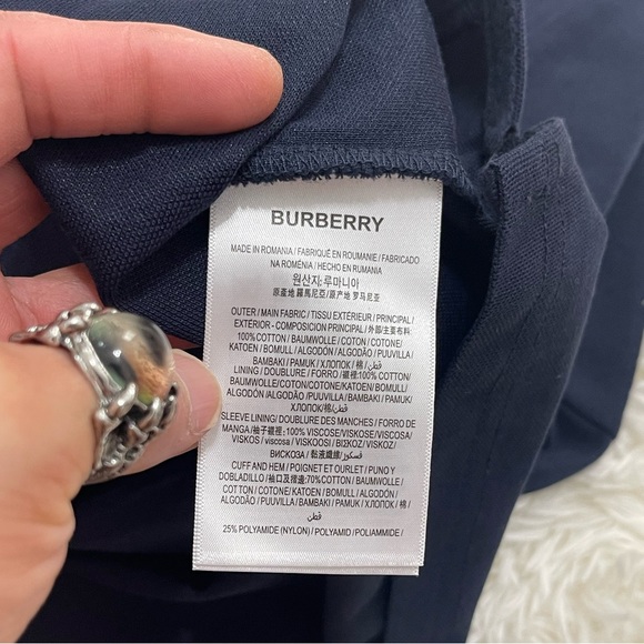 Like New Men’s Size Large Burberry Icon Stripes Walton Polo Shirt In Dark Navy - Picture 12 of 15